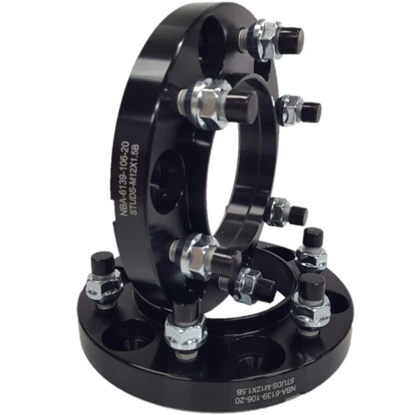 Flancis 20 mm 2 pcs 6x139.7 106.2 mm With Studs and Nuts M12x1.5 Black (NBA-6139-106-20-STUDS-M12X1.5B)